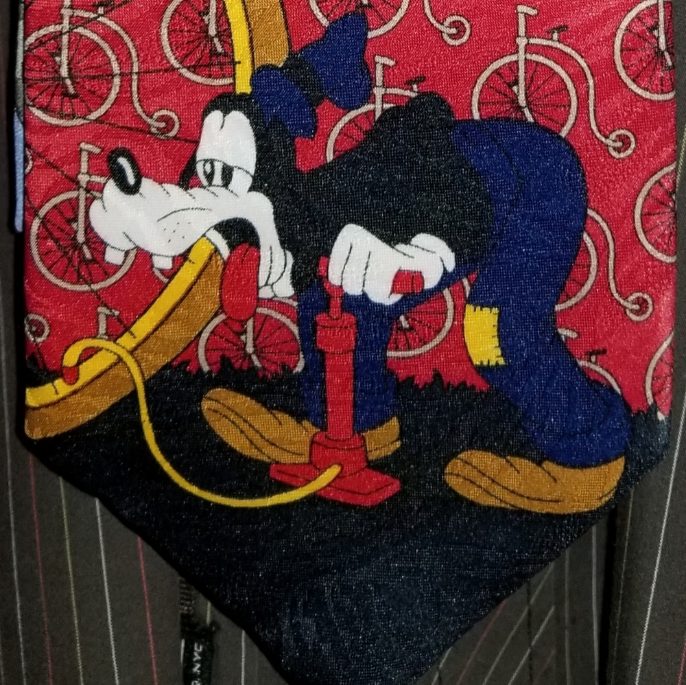 Disney Mickey Mouse Goofy Tie